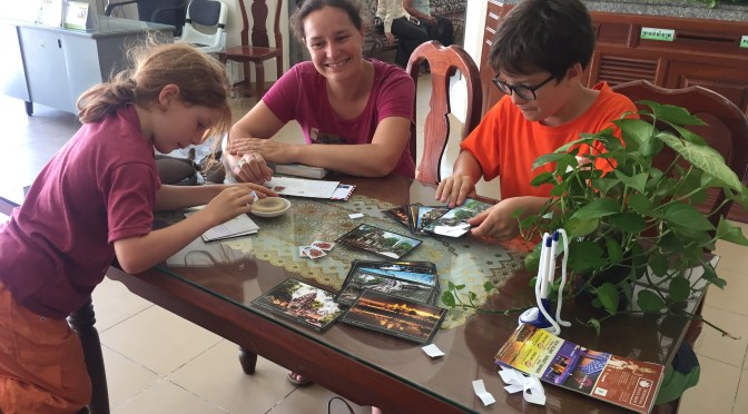 Cambodge : Les cartes sont en route